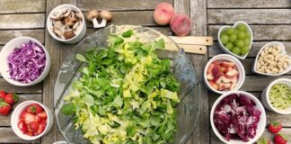 O której godzinie ostatni posiłek dla szczeniaka?