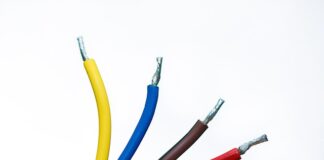 Dlaczego obcina się końcówki bananów?