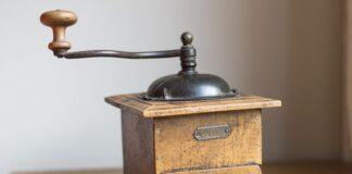 Co najbardziej niszczy stawy?