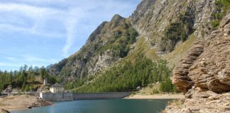 Co ile powinno się woskować auto?