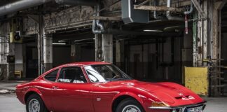 Ile pali Opel Insignia?